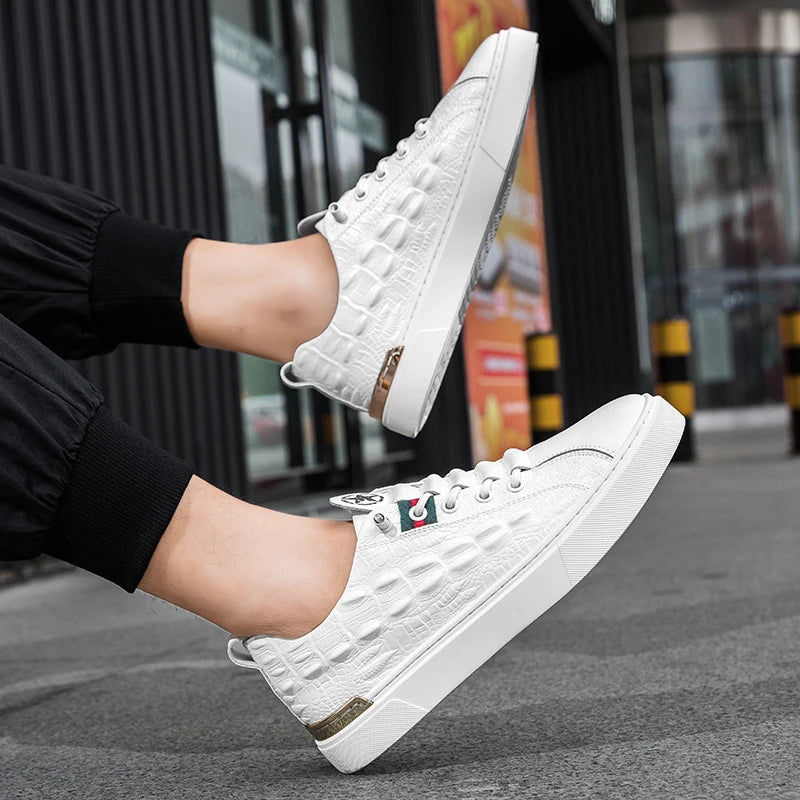 2026 Autumn Hot Selling Versatile Mens Casual Shoes Lightweight and Stable Support Sports Shoes Simple and Soft Walking Shoes